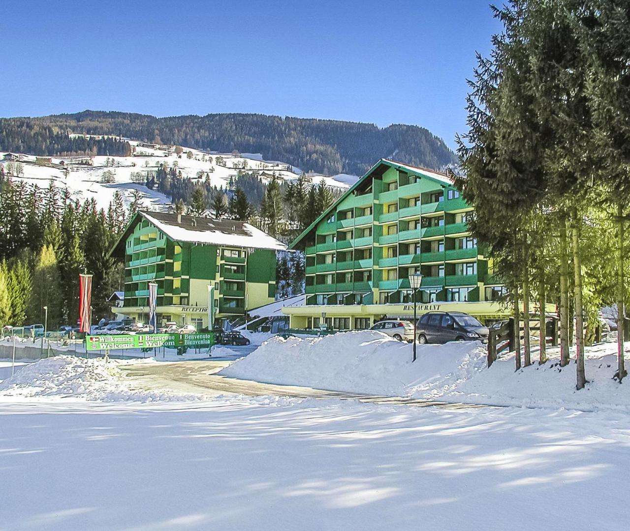 Alpine Mit Sauna Und Pool